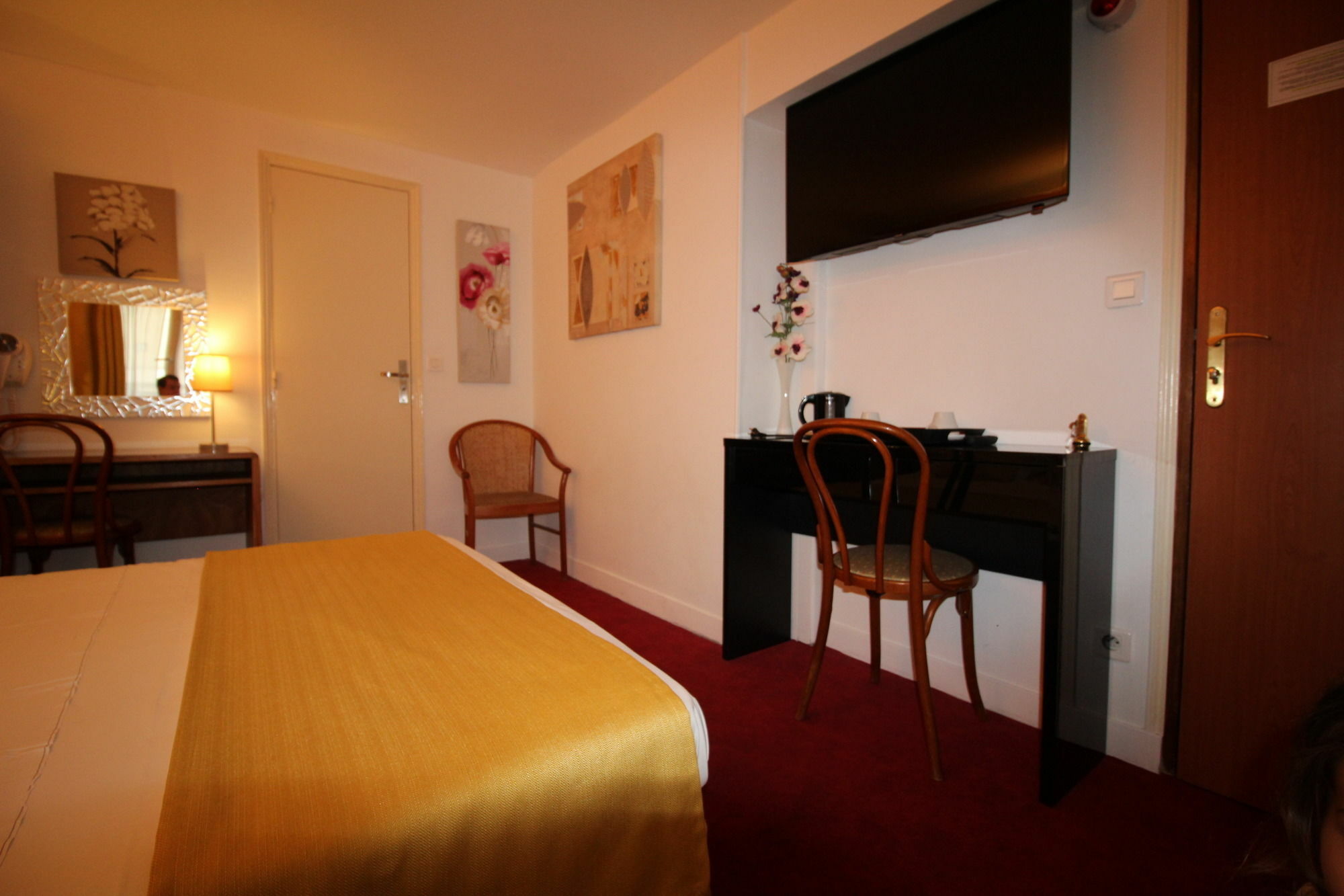 Le Nouvel Hotel Du Theatre Párizs Kültér fotó